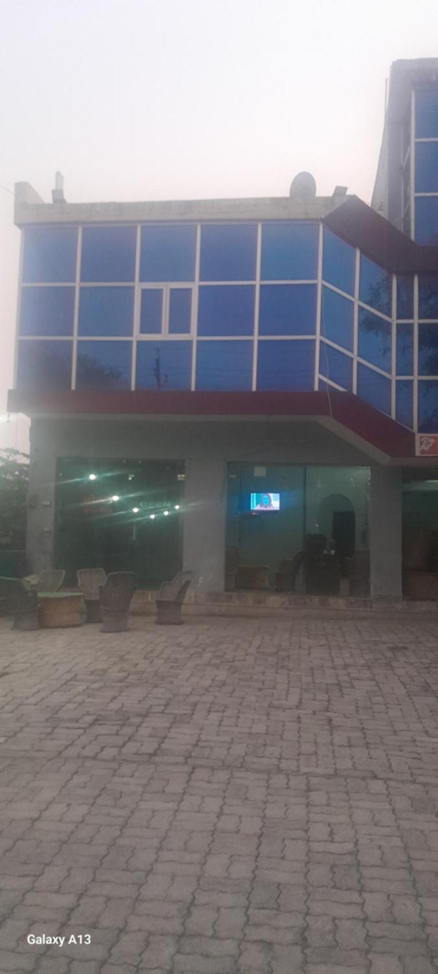 Krishna Hotel آغْرا المظهر الخارجي الصورة